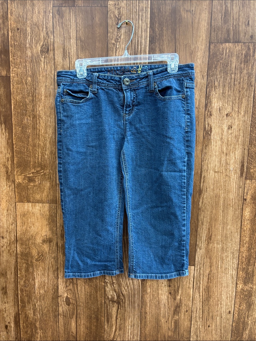 Mudd Dark Blue Cropped Denim Jeans